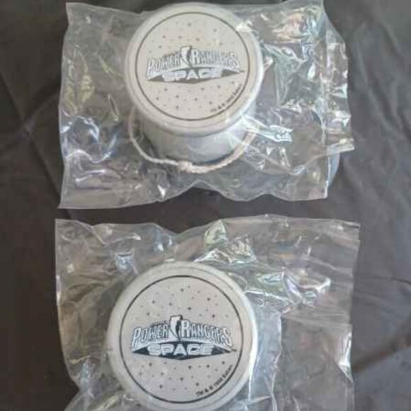 2 Vintage Saban's Power Rangers in Space Silver Ranger Yo-Yo Set New & Sealed - Picture 8 of 9